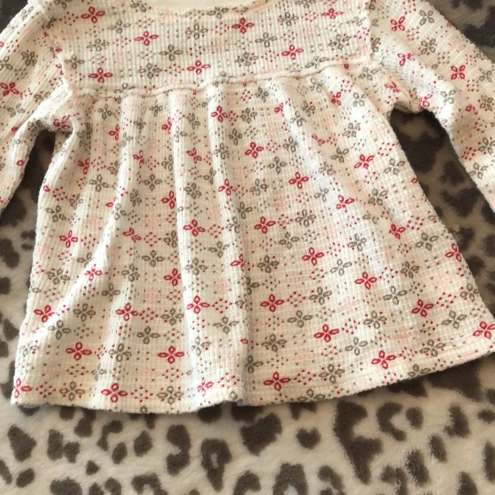 2007 Old Navy Babydoll Long Sleeve Top in Cream / Off White Size 18-24 months